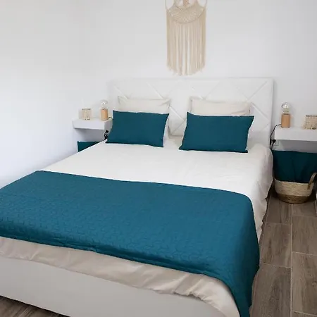 Irida'S Sea Front Apartment With Astonishing View Theologos  Exterior photo